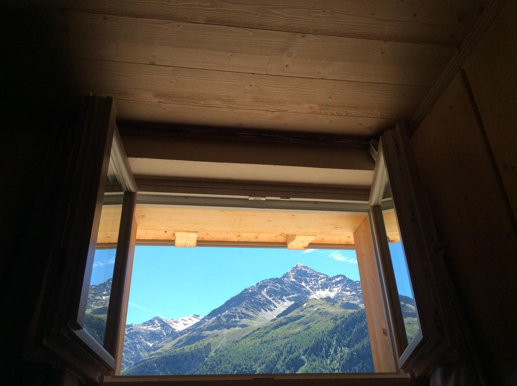 Hotel Meuble Adler - Rooms & Mountain Apartments Santa Caterina Valfurva Exterior photo