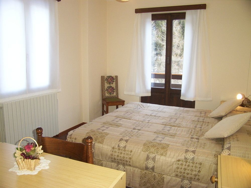 Hotel Meuble Adler - Rooms & Mountain Apartments Santa Caterina Valfurva Exterior photo