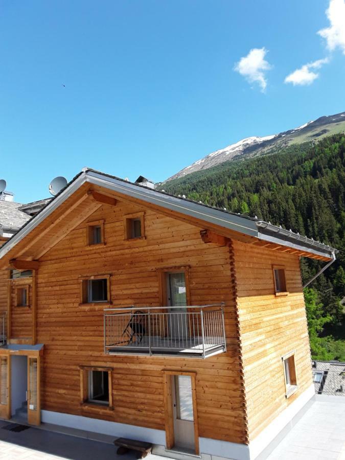 Hotel Meuble Adler - Rooms & Mountain Apartments Santa Caterina Valfurva Exterior photo
