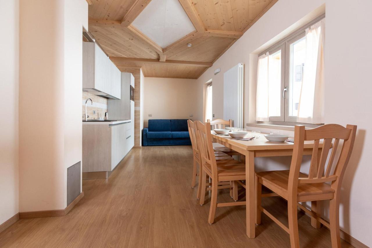 Hotel Meuble Adler - Rooms & Mountain Apartments Santa Caterina Valfurva Exterior photo