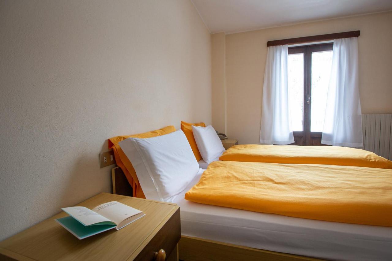 Hotel Meuble Adler - Rooms & Mountain Apartments Santa Caterina Valfurva Exterior photo