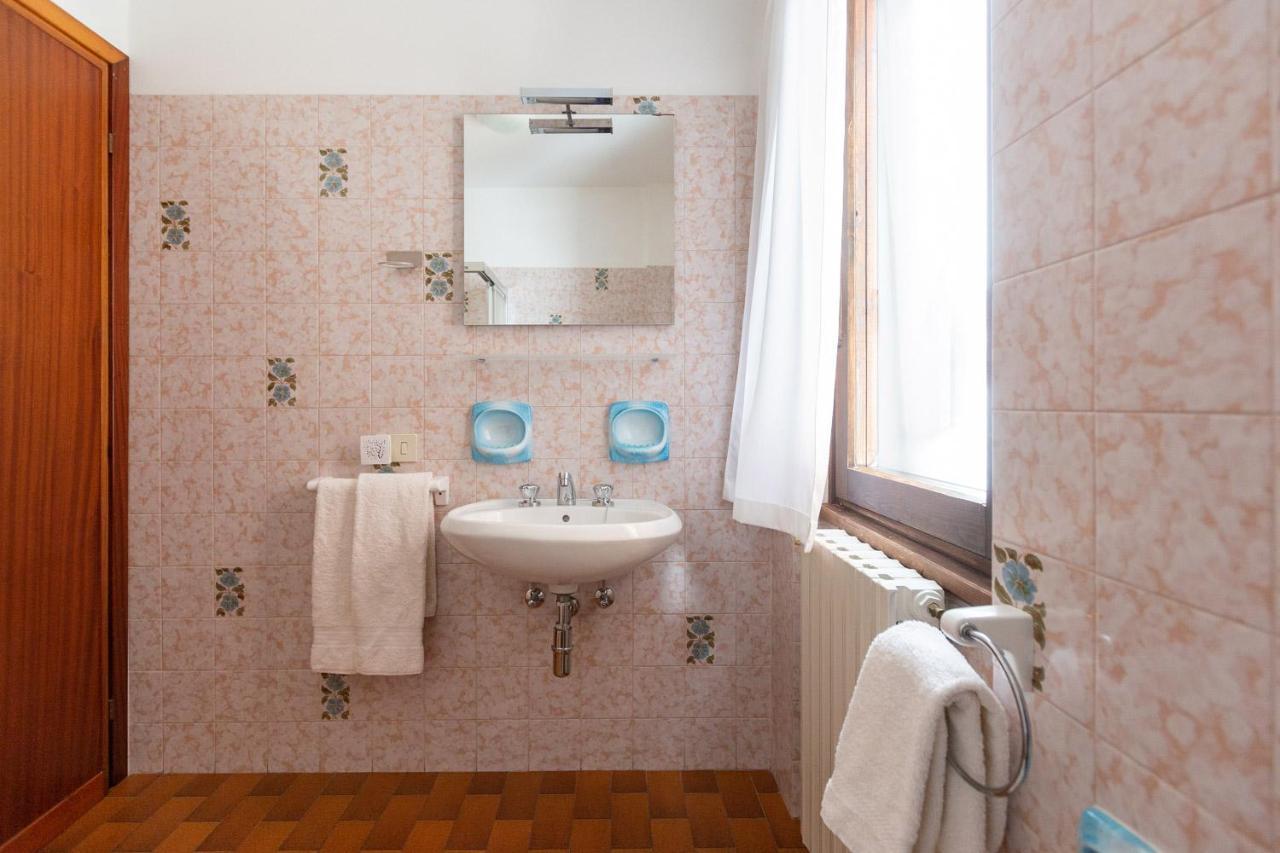 Hotel Meuble Adler - Rooms & Mountain Apartments Santa Caterina Valfurva Exterior photo