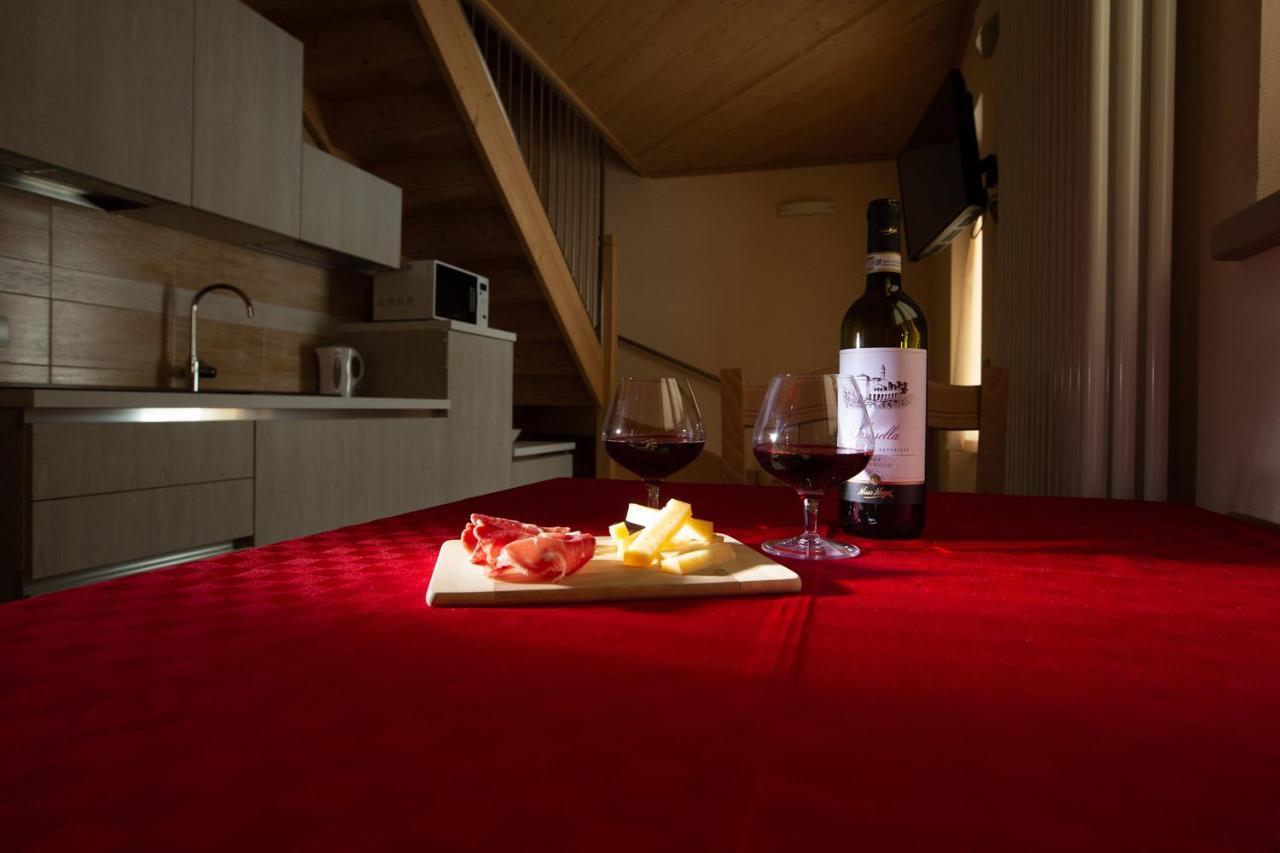 Hotel Meuble Adler - Rooms & Mountain Apartments Santa Caterina Valfurva Exterior photo